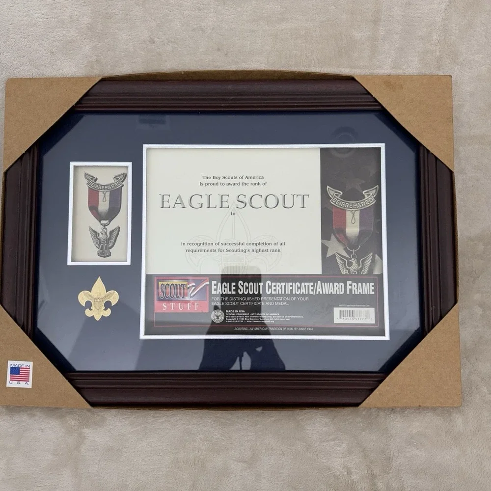 BSA Eagle Scout Certificate Award Frame Wood Display Medal Holder USA New